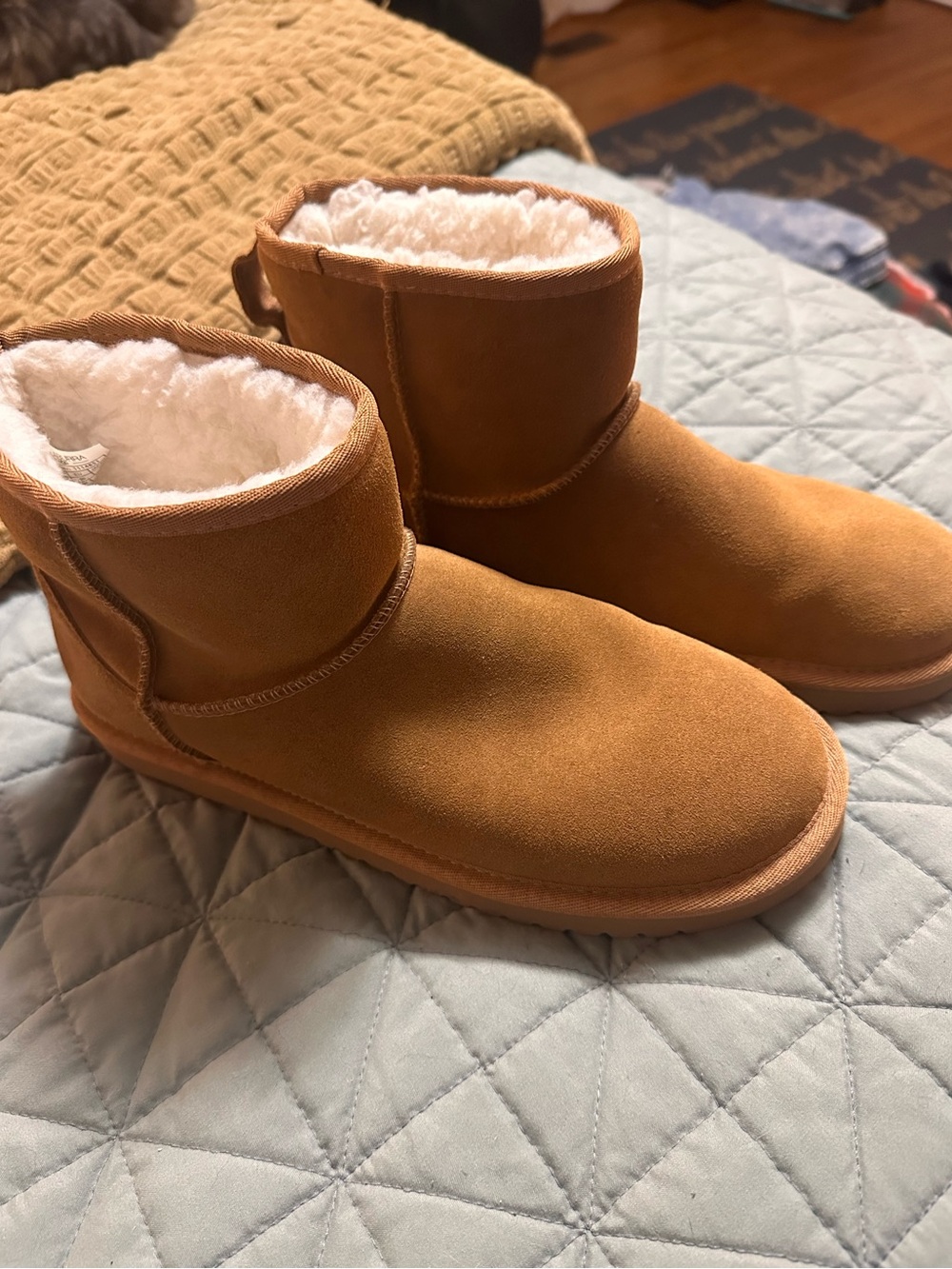 Koolaburra by UGG Chestnut Brown Suede Ankle Boots